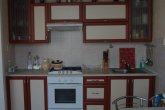 Кухня прямая с рамочными фасадами